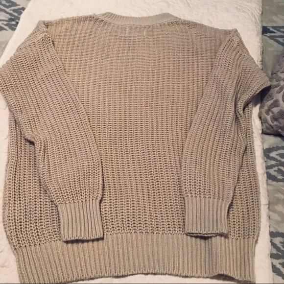 Victoria’s Secret Heritage Sweater NWOT - Picture 3 of 7
